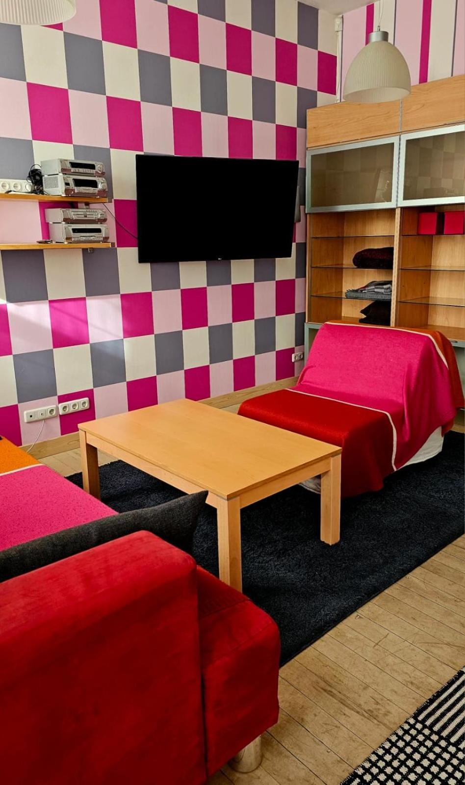 דירות דאוגבפילס Fuksija House מראה חיצוני תמונה