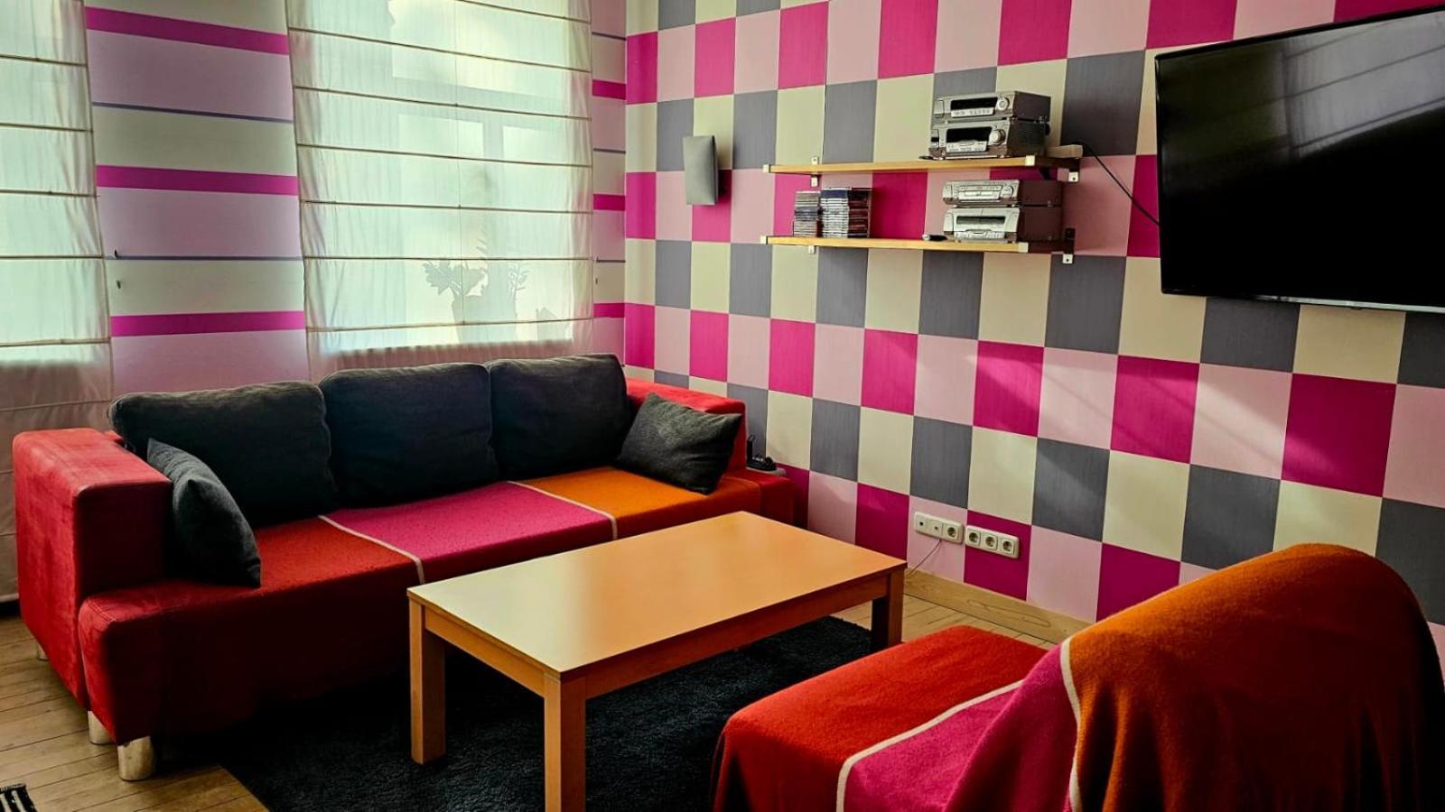 דירות דאוגבפילס Fuksija House מראה חיצוני תמונה